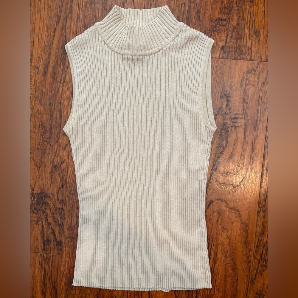 Sleeveless Ribbed Turtleneck Tank - Cream